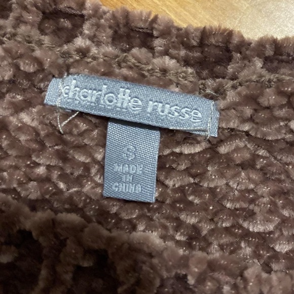 Charlotte Ruse Sweater - Picture 2 of 2